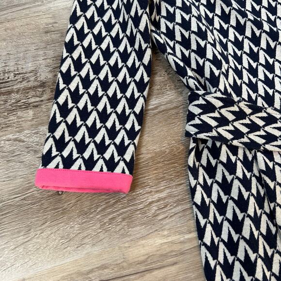 Lilly Pulitzer Navy Pink Geometric Print Knit Belted Dress XS Preppy Mod Retro - Picture 2 of 7